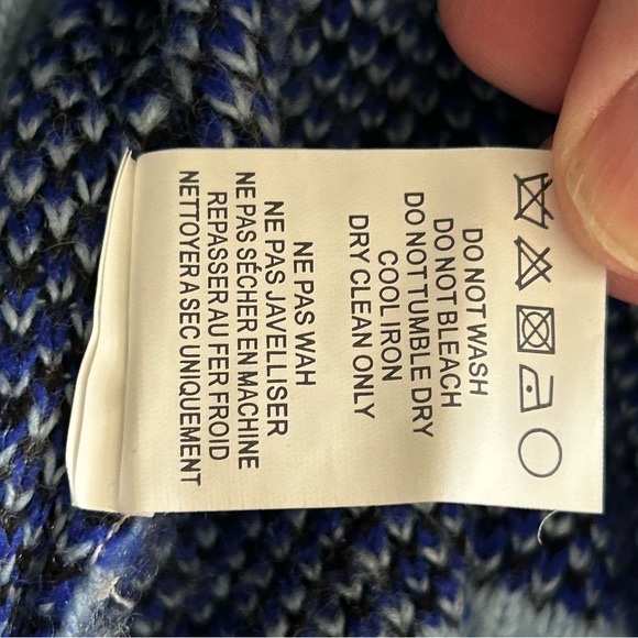 ANTHROPOLOGIE super fuzzy sweater size XS - Picture 6 of 6